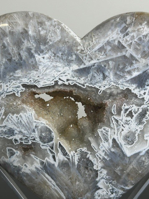 Agate Heart - Indonesia (537g)