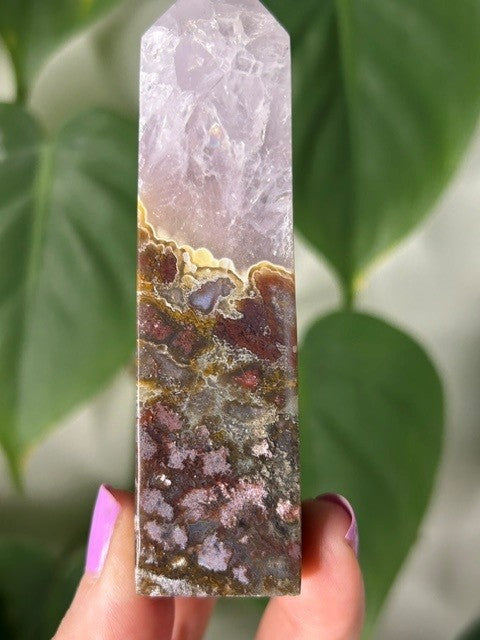 Orchid Moss with Amethyst - (101g) Ternate, Indonesia