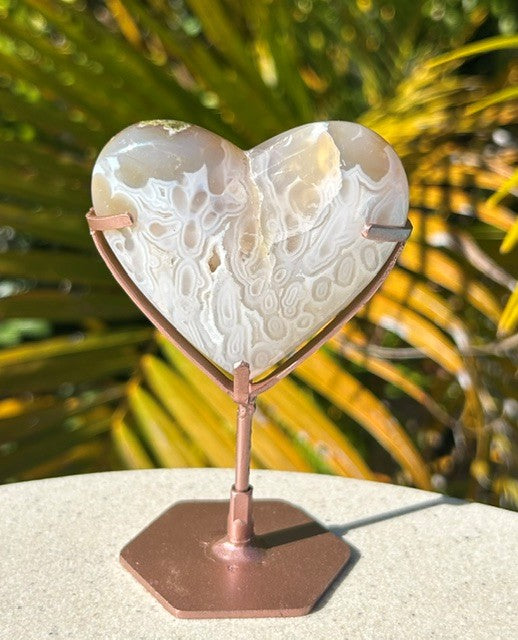 Scenic Moss Agate heart - Indonesia (106g)